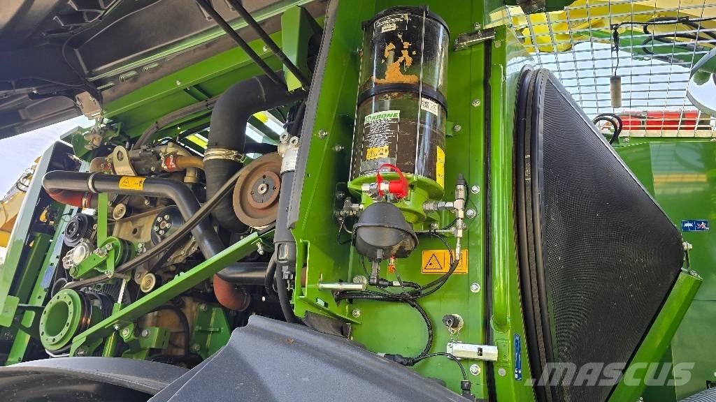 Krone Big X 630 自走式フォレージハーベスター