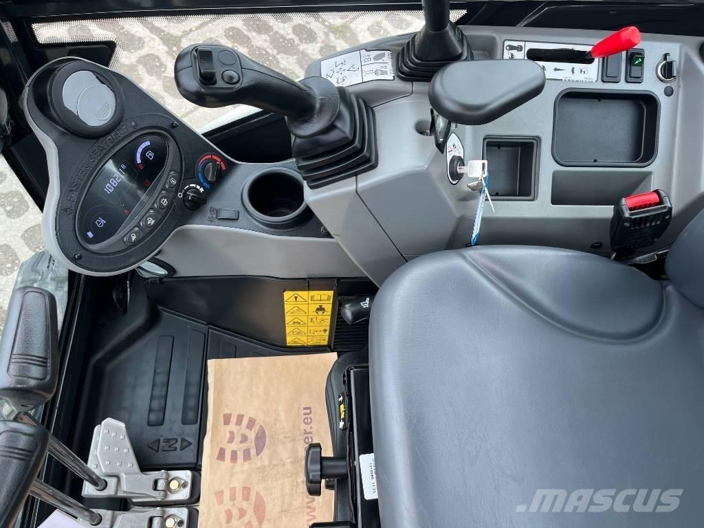 Bobcat E 27 ミニ油圧ショベル 7t以下（ミニユンボ・ミニディガー）