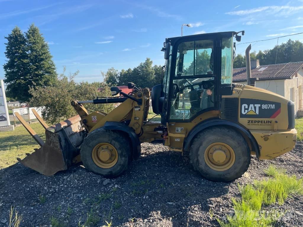 CAT 907 M ホイールローダー・タイヤショベル