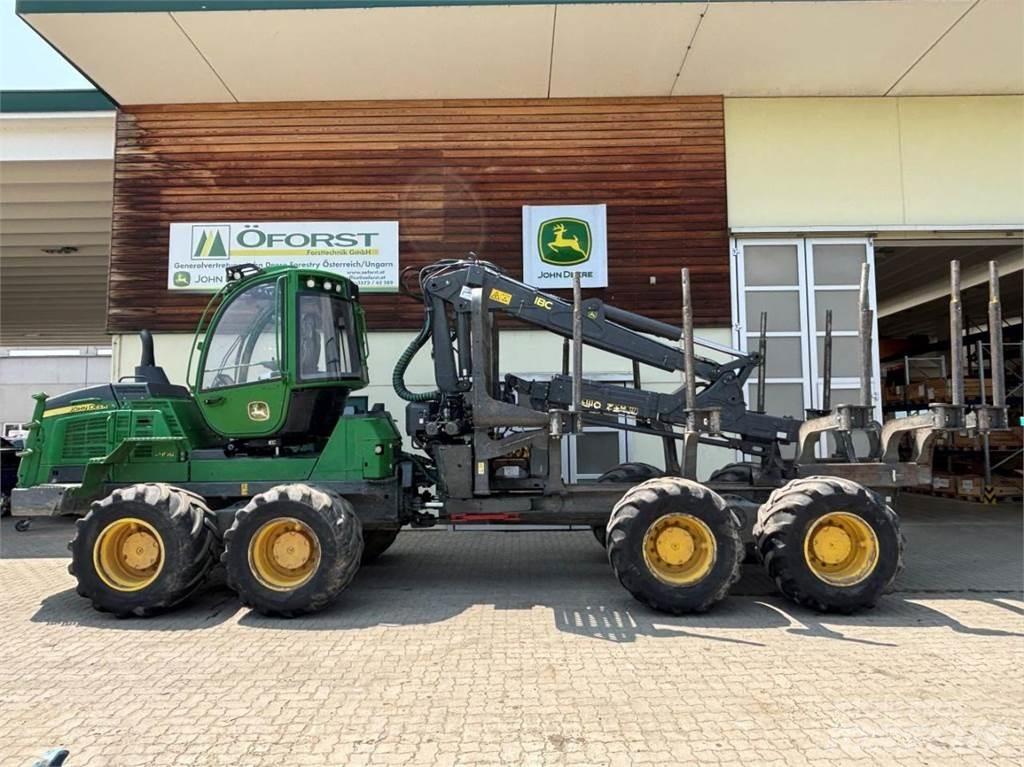 John Deere 1510 G フォワーダー