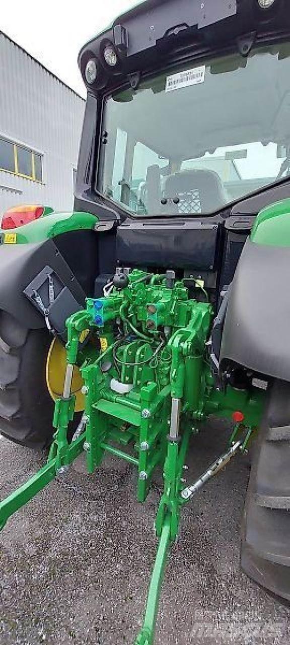 John Deere 6090m トラクター
