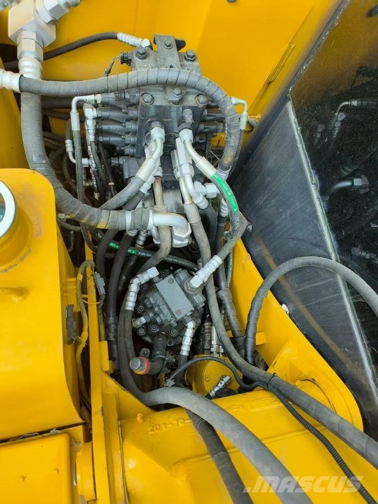 Komatsu PC 70-8 ミニ油圧ショベル 7t以下（ミニユンボ・ミニディガー）