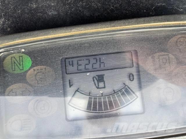 JCB 1T-2 サイト　ダンプ