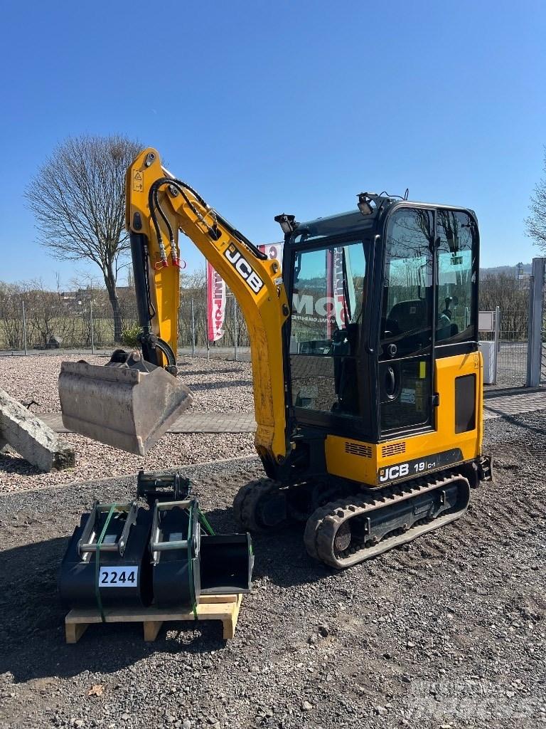 JCB 19 C-1 ミニ油圧ショベル 7t以下（ミニユンボ・ミニディガー）