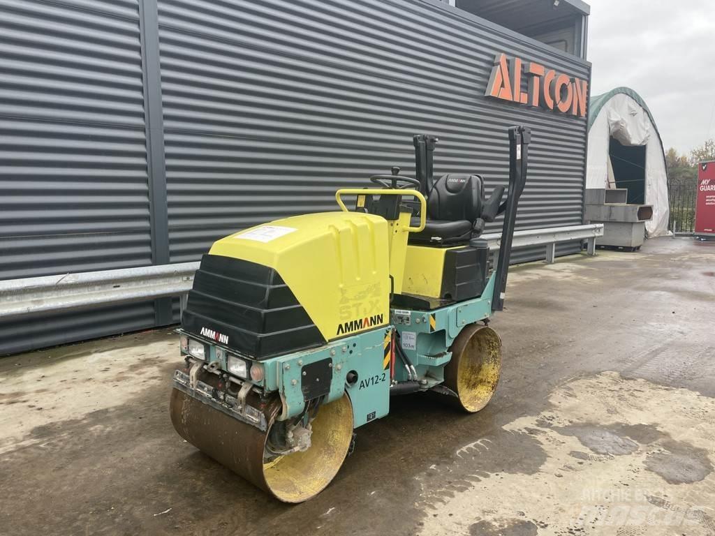 Ammann AV 12-2 タンデムローラ