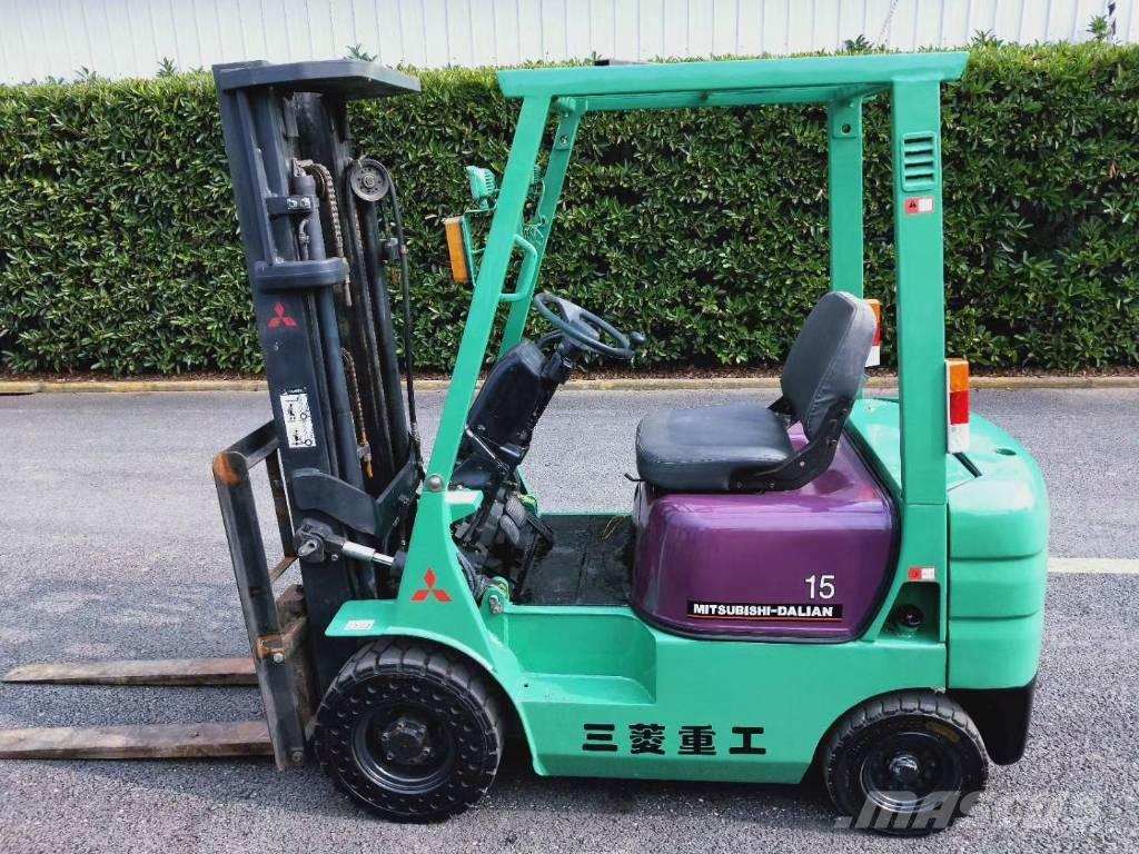 Mitsubishi FD 15 ディーゼル・軽油