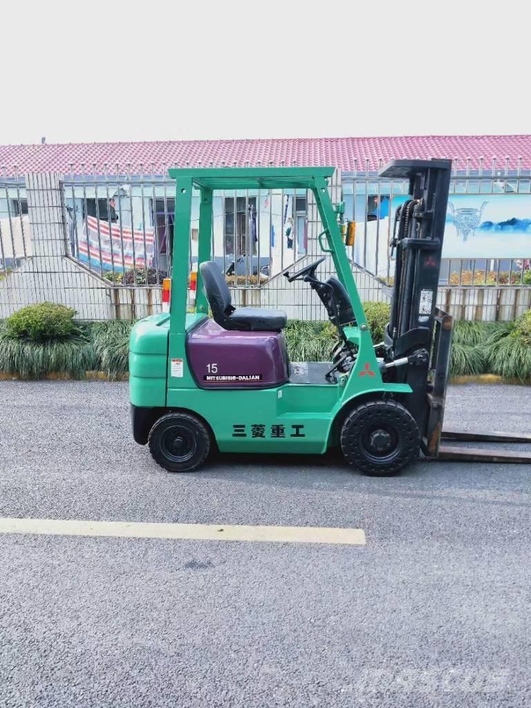 Mitsubishi FD 15 ディーゼル・軽油