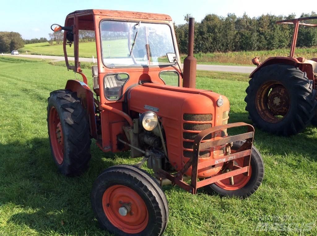 Zetor 2011 3011 4011 トラクター