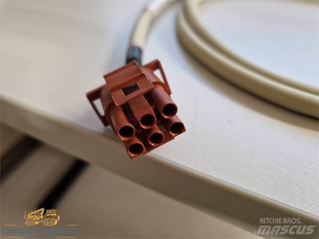 Rottne 401-10714A 電子機器