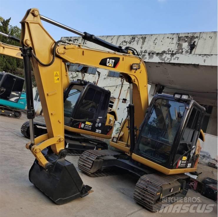 CAT 307 D 大型油圧ショベル12t以上（パワーショベル・ユンボ）