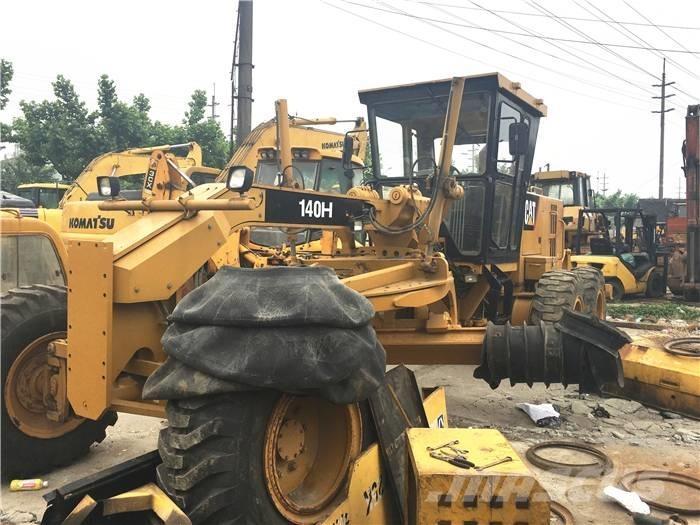CAT 140 H モーターグレーダー