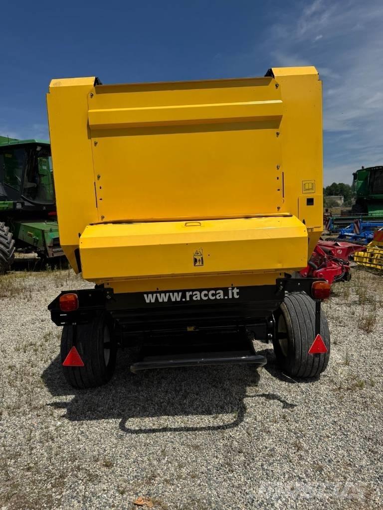 New Holland BR 7060 ラウンドベーラー