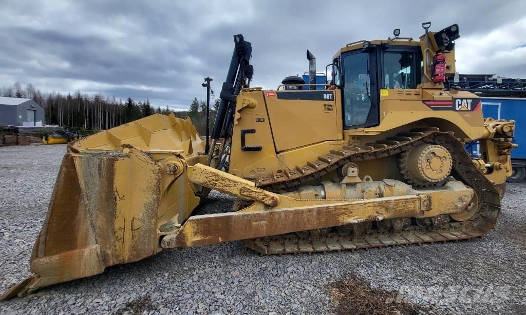 CAT D 8 T ブルドーザー