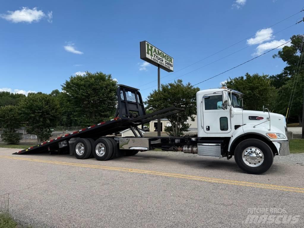 Peterbilt 348 レッカー車