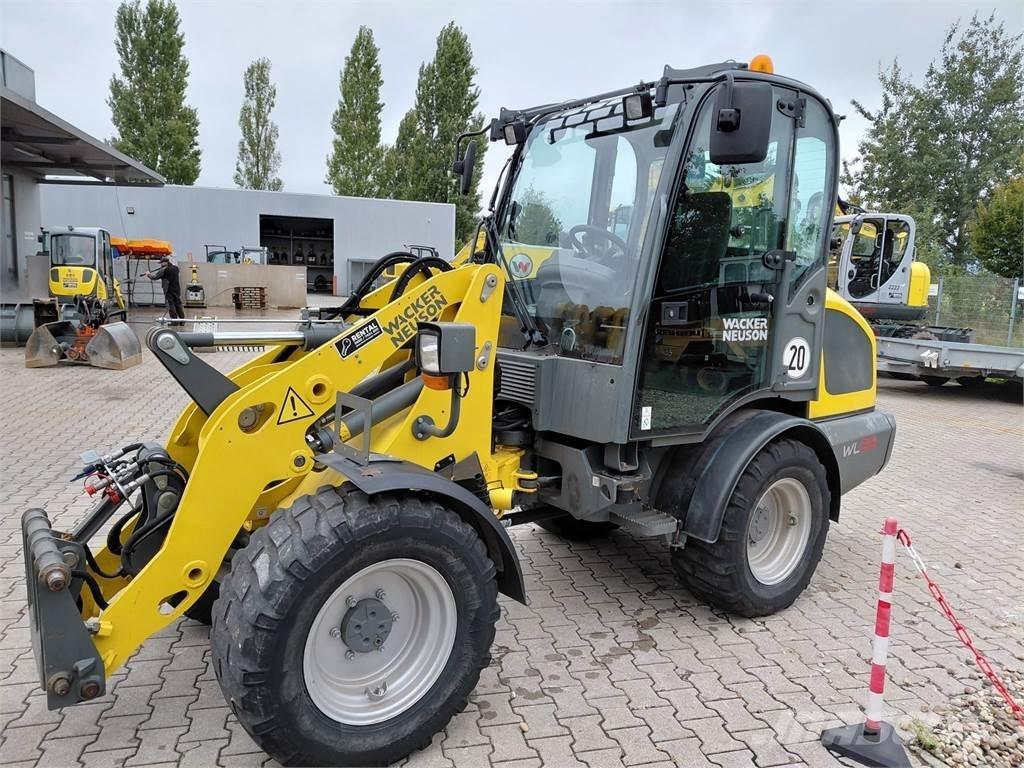 Wacker Neuson WL38 ホイールローダー・タイヤショベル