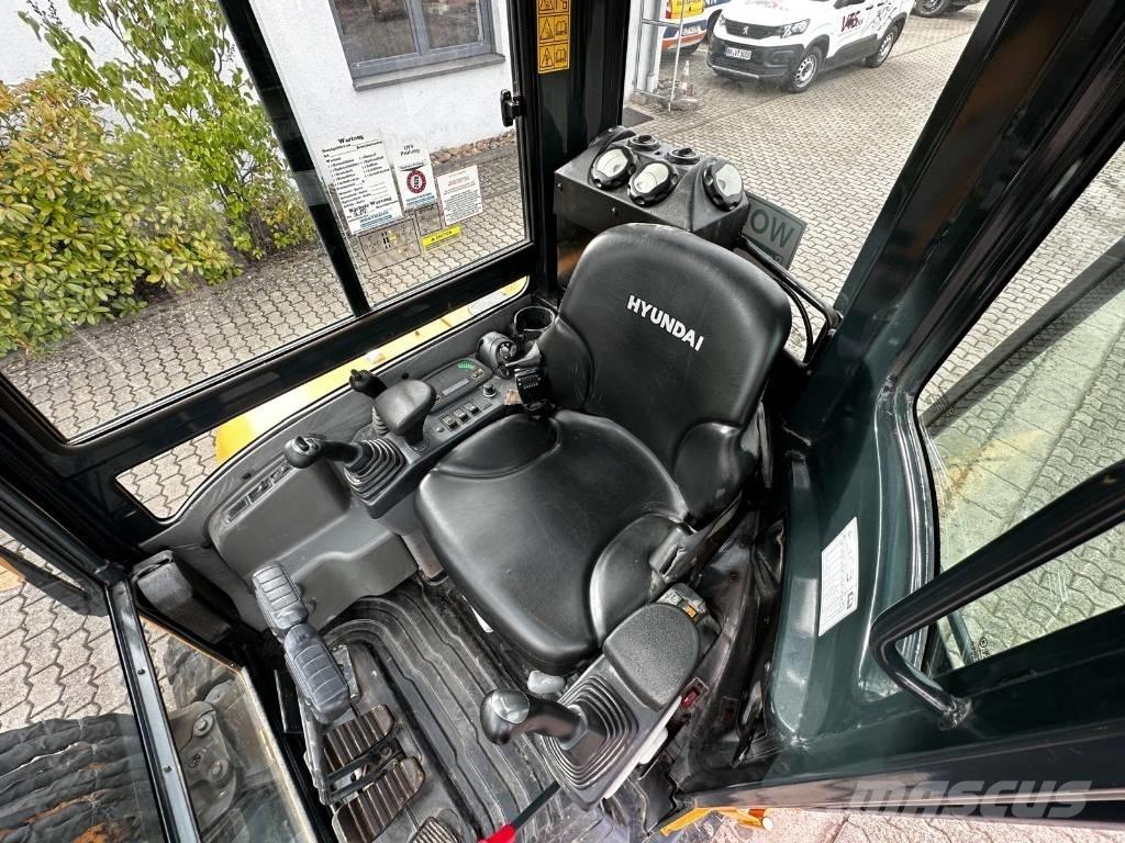 Hyundai R35Z 9A ミニ油圧ショベル 7t以下（ミニユンボ・ミニディガー）