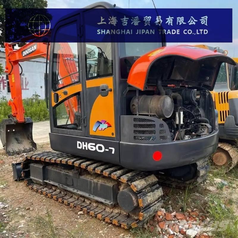 Doosan DH 60-7 ミニ油圧ショベル 7t以下（ミニユンボ・ミニディガー）