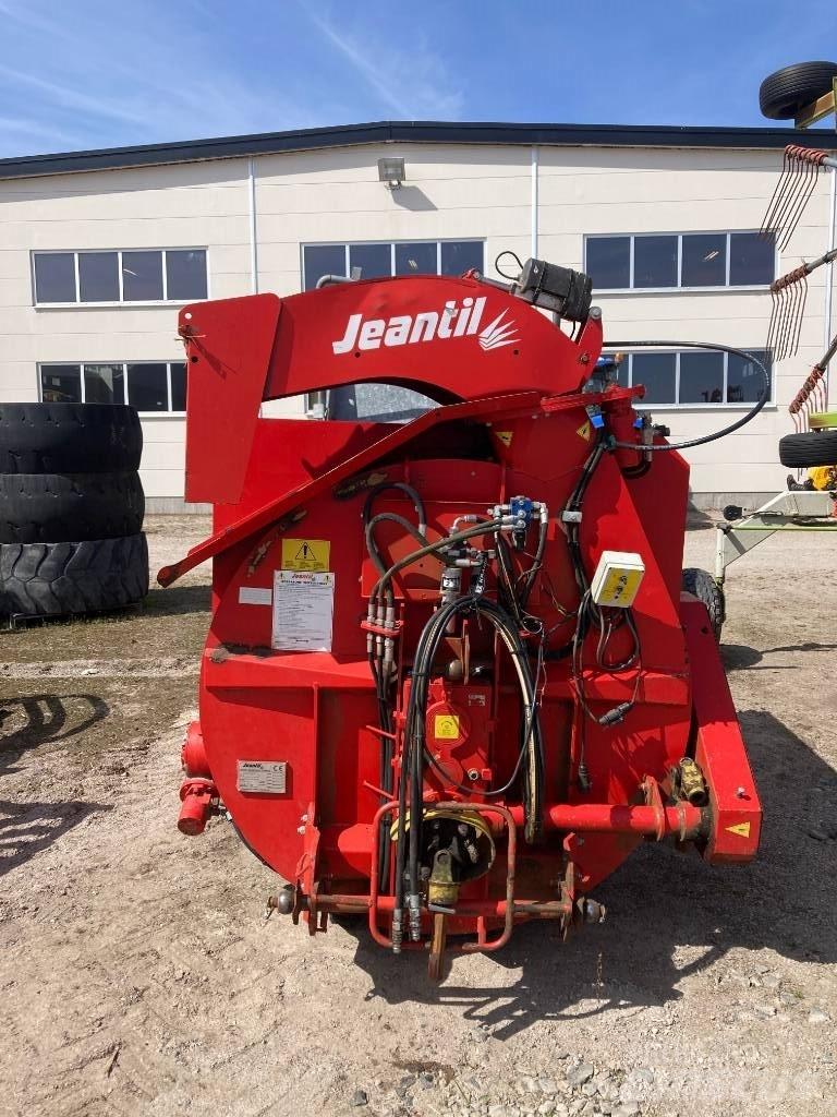 Jeantil PR 2000 ベールシュレッダー、カッター、アンローラー