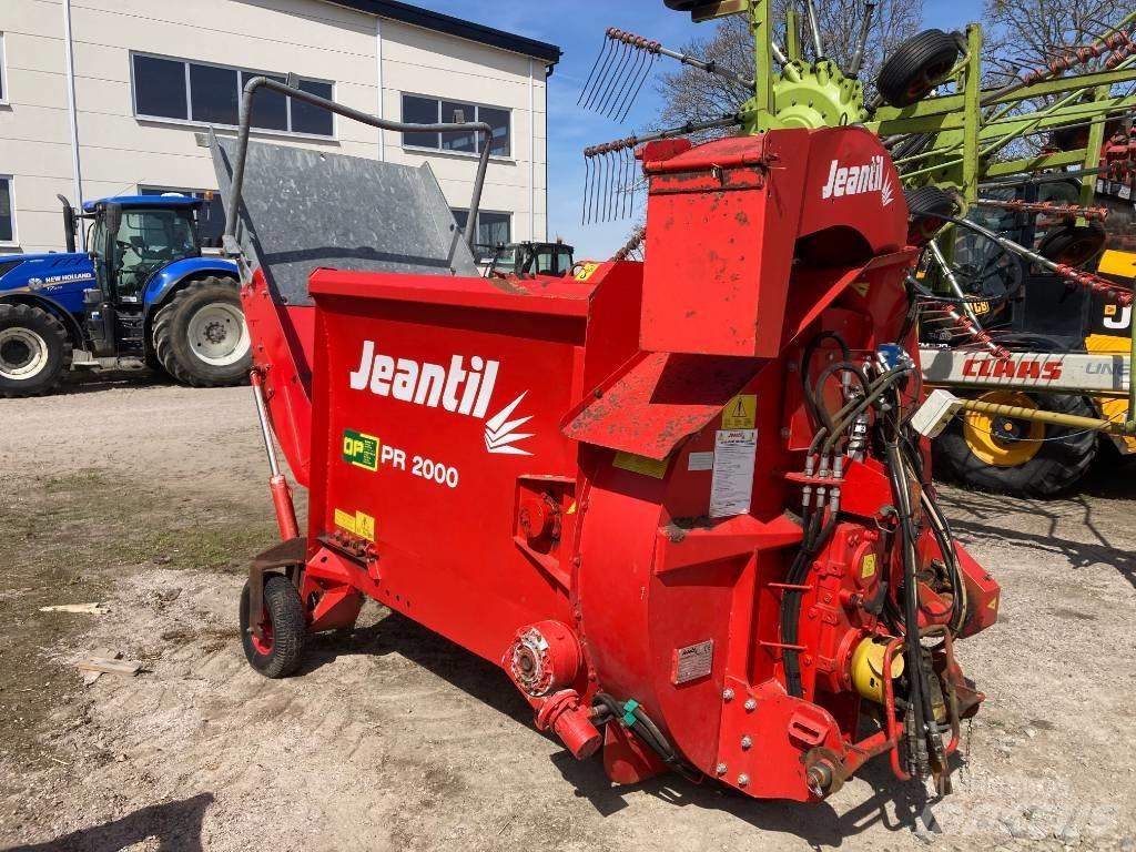 Jeantil PR 2000 ベールシュレッダー、カッター、アンローラー
