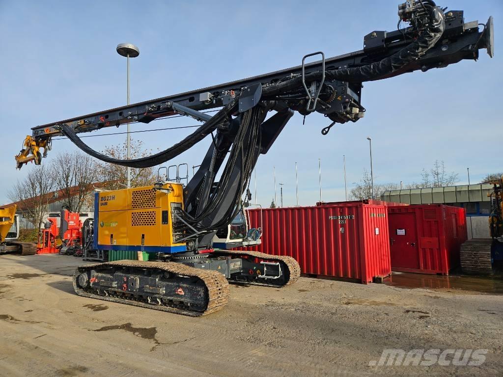 Bauer BG 23 H クローラドリル