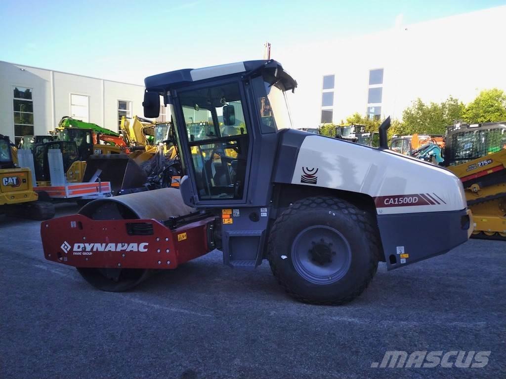 Dynapac CA1500 D その他　ローラ　（マカダムローラ等）