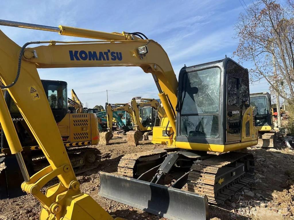 Komatsu PC 70 中型油圧ショベル 7ｔ-12ｔ（ユンボ・パワーショベル・バックホー）