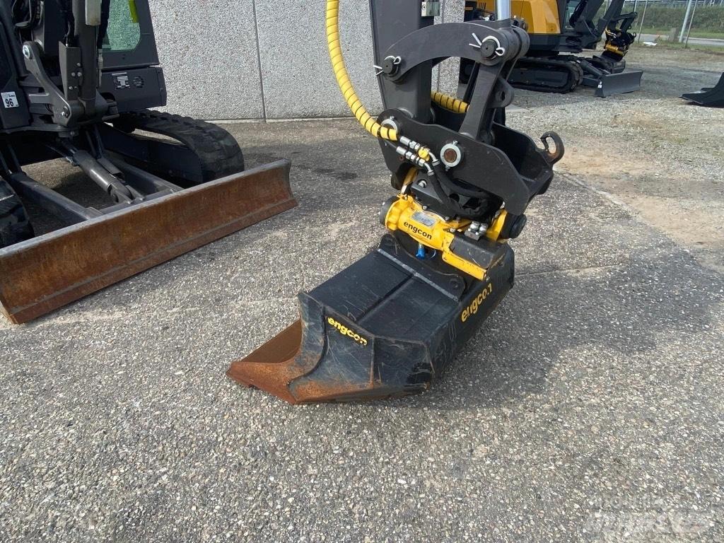Volvo ECR 50 F ミニ油圧ショベル 7t以下（ミニユンボ・ミニディガー）