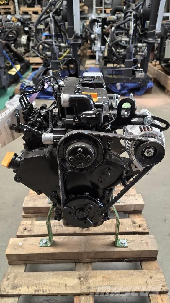 Yanmar 3TNV74 (3TNV70) エンジン