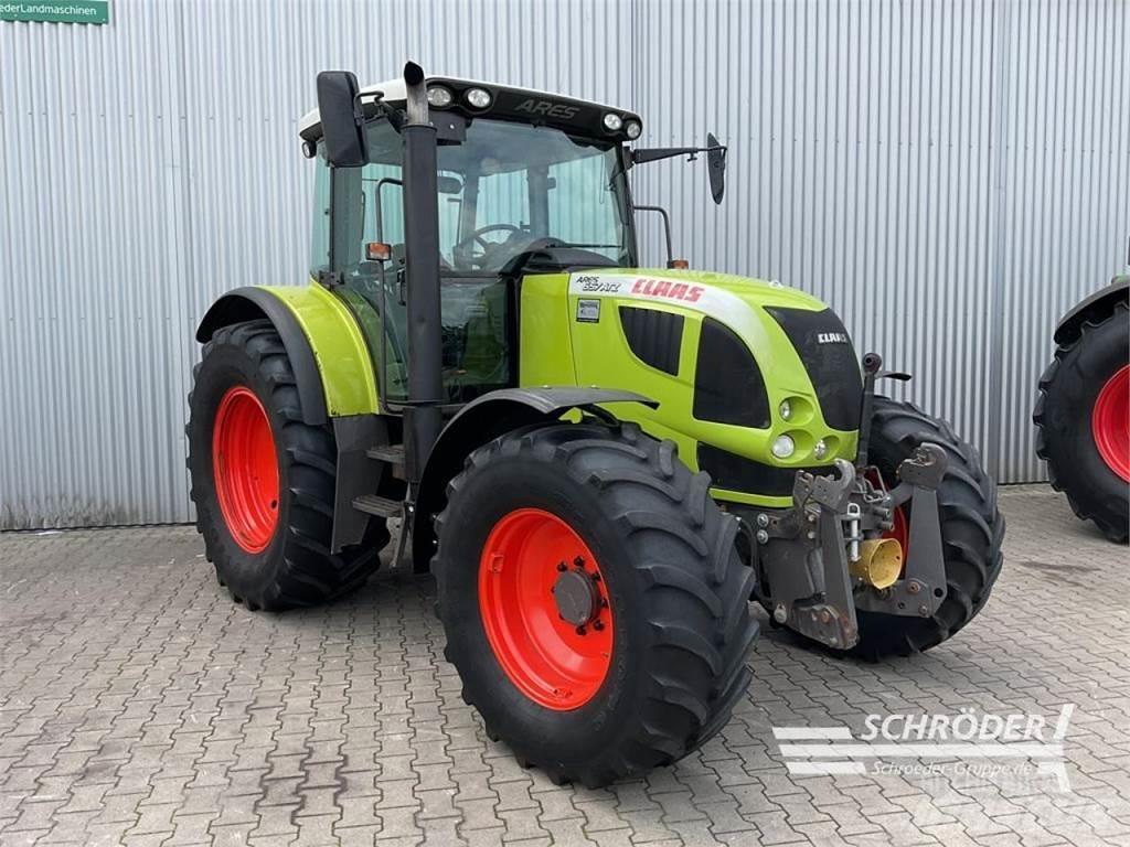 CLAAS ARES 657 ATZ トラクター