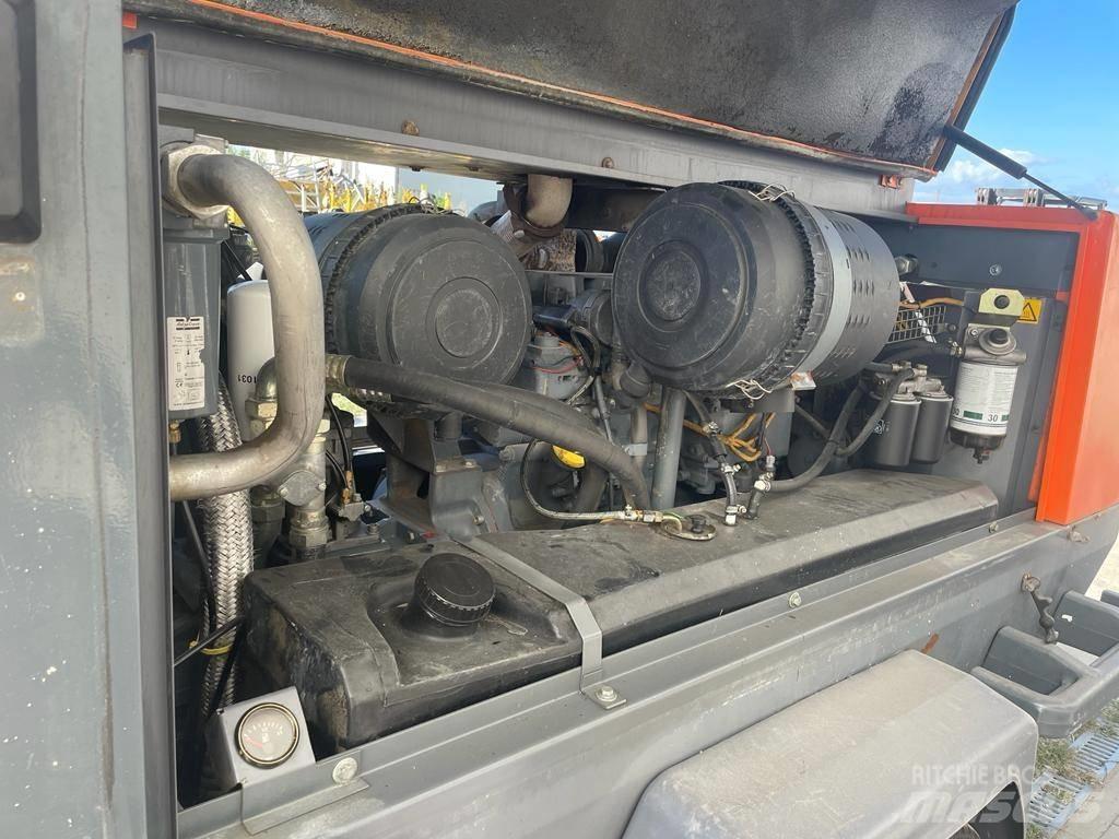 Atlas Copco XAHS 186 コンプレッサー