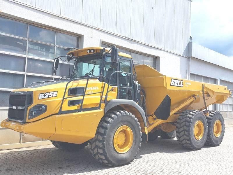 Bell B 25 E アーティキュレート式ダンプトラック