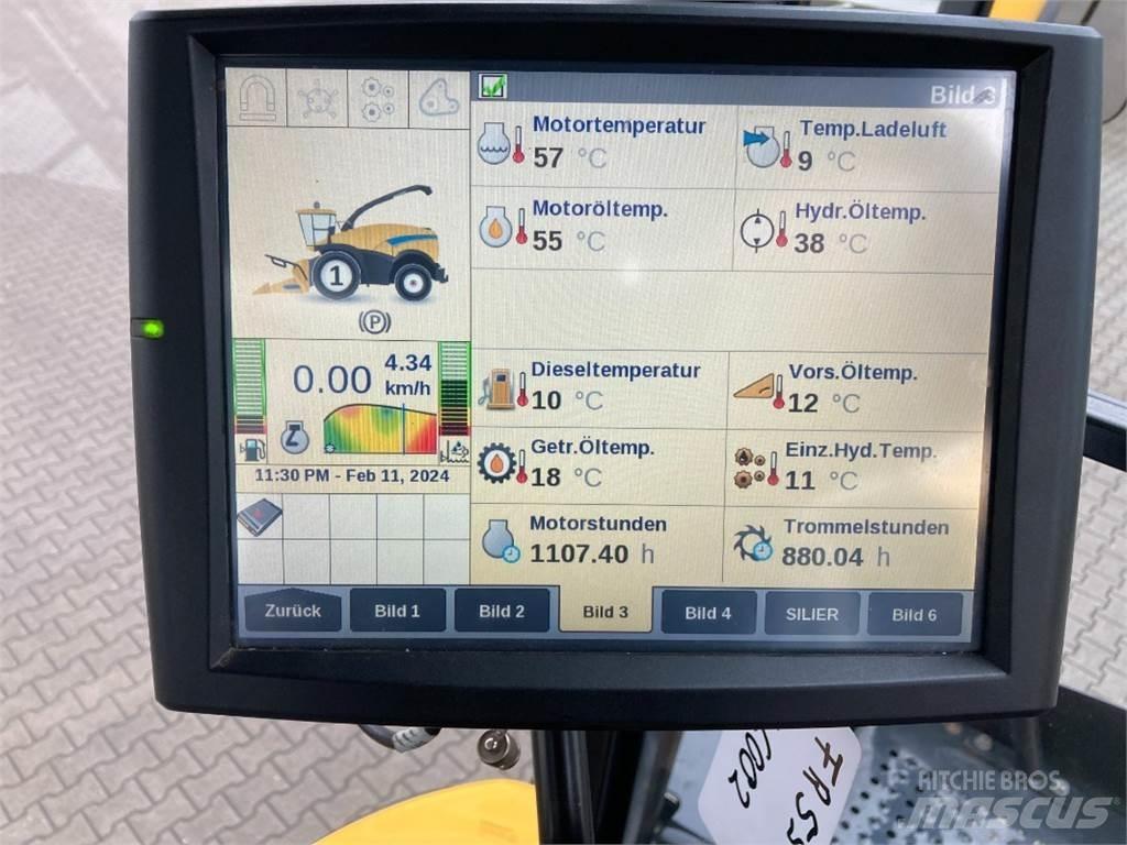 New Holland FR550 フォレージハーベスター