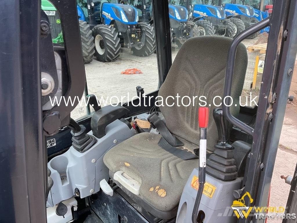 Kubota U 27-4 ミニ油圧ショベル 7t以下（ミニユンボ・ミニディガー）