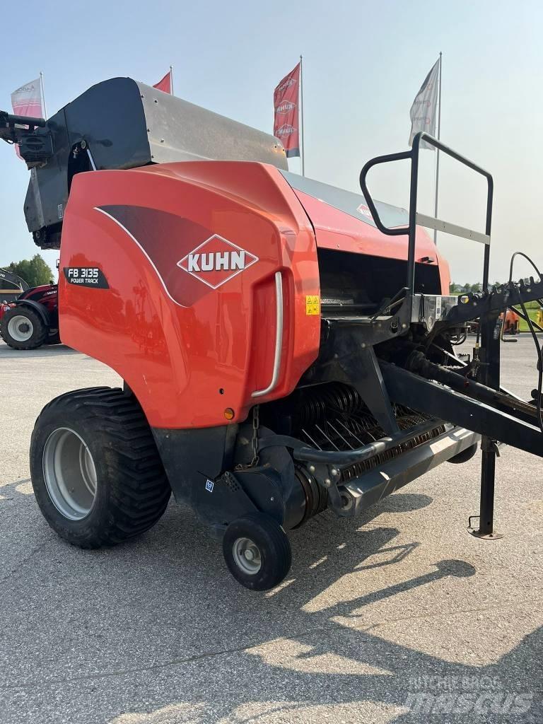 Kuhn FB 3135 ラウンドベーラー