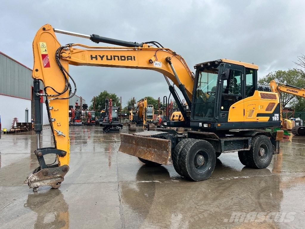 Hyundai HW140 ホイール式油圧ショベル（パワーショベル・ユンボ・バックホー）