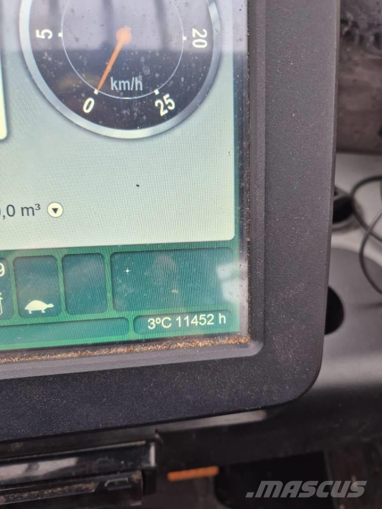 John Deere 1210 G フォワーダー