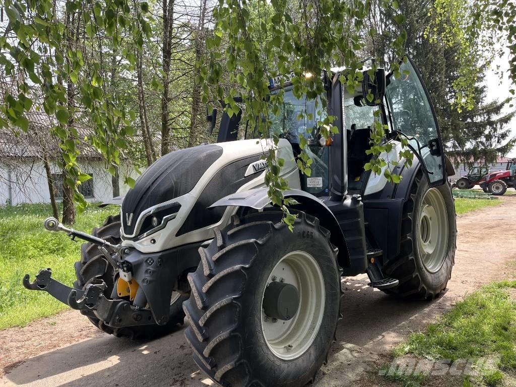 Valtra T 255 トラクター