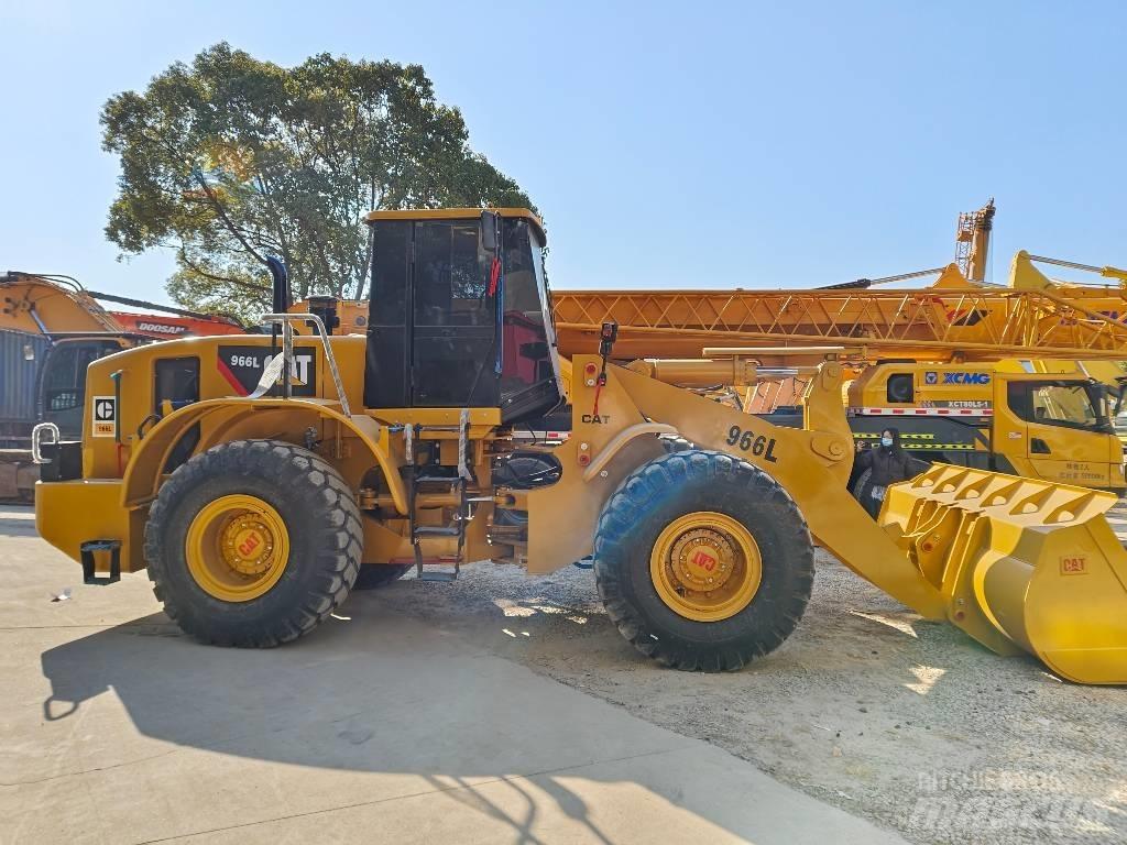 CAT 966 L ホイールローダー・タイヤショベル