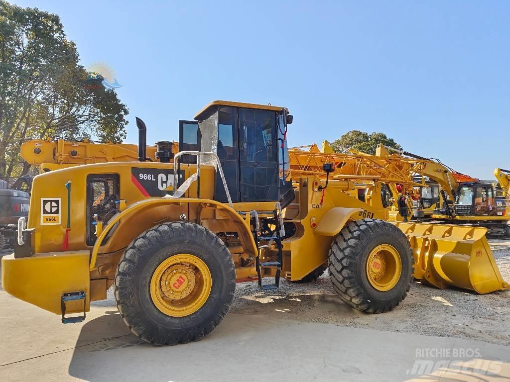 CAT 966 L ホイールローダー・タイヤショベル