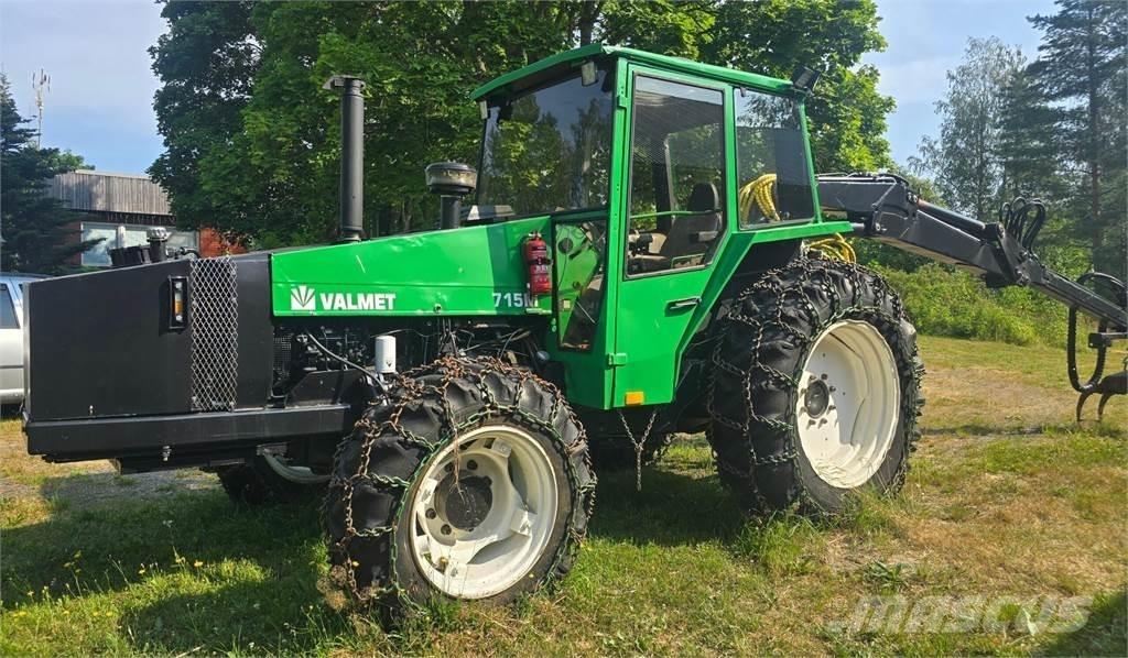 Valmet 715M フォワーダー