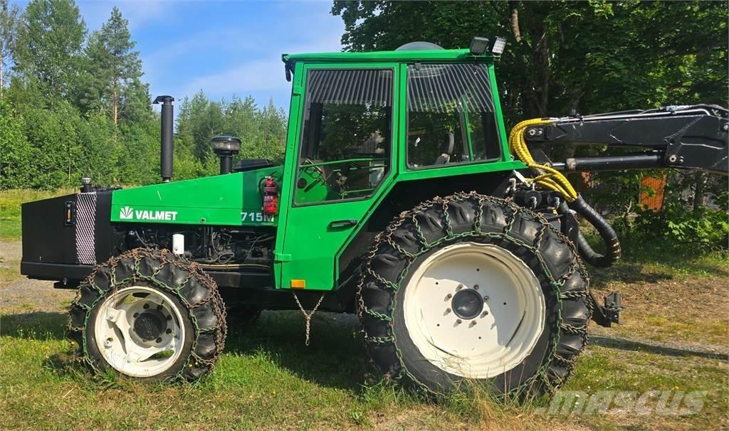 Valmet 715M フォワーダー