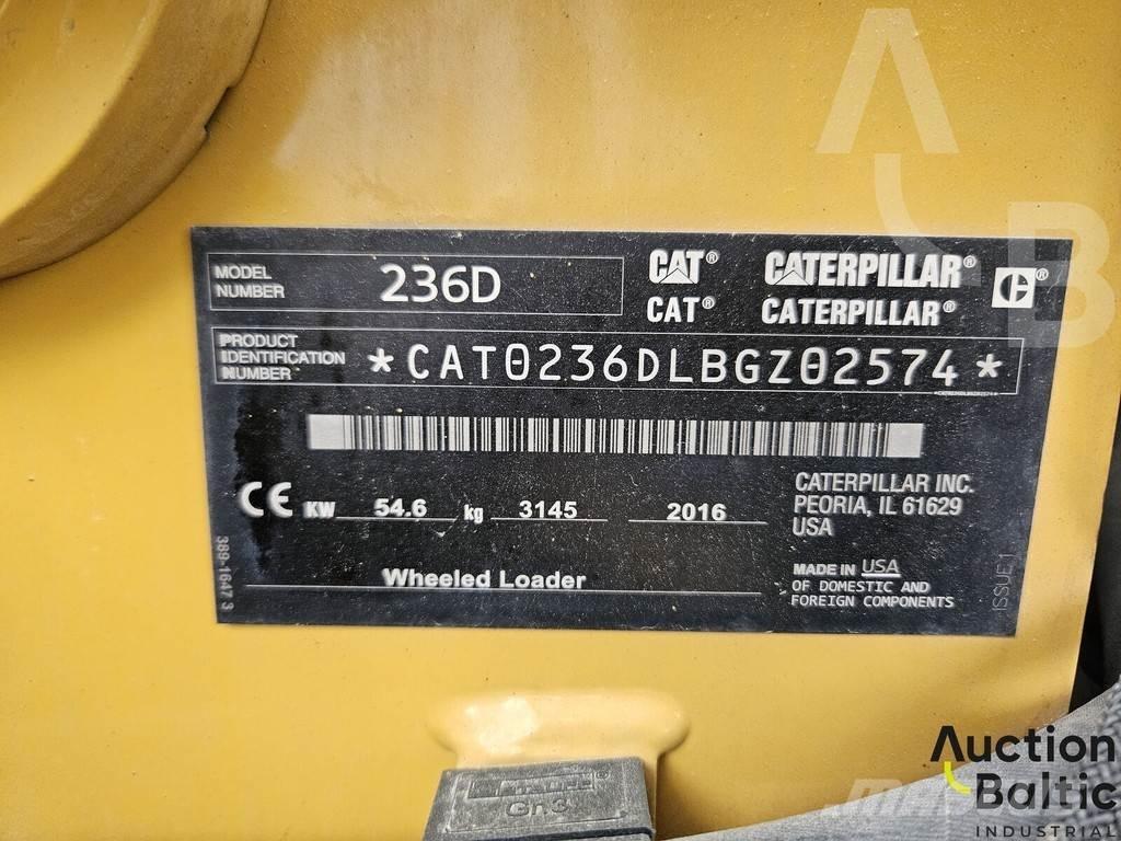 CAT 236 D スキッドステアローダー