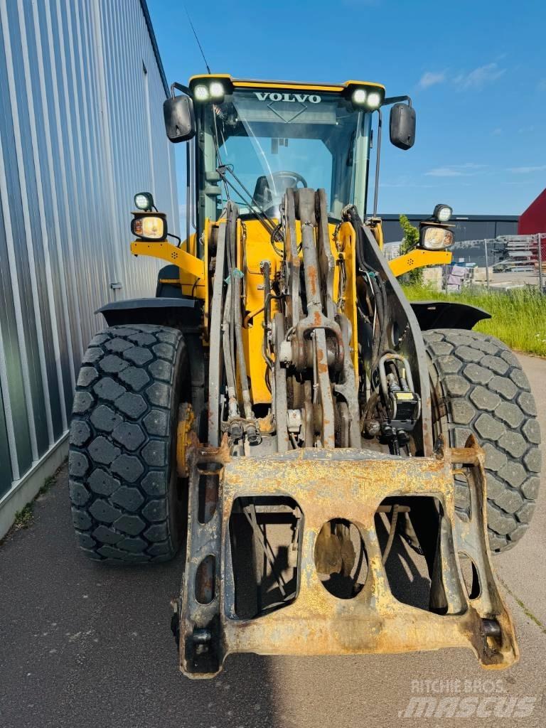 Volvo L 90 G ホイールローダー・タイヤショベル