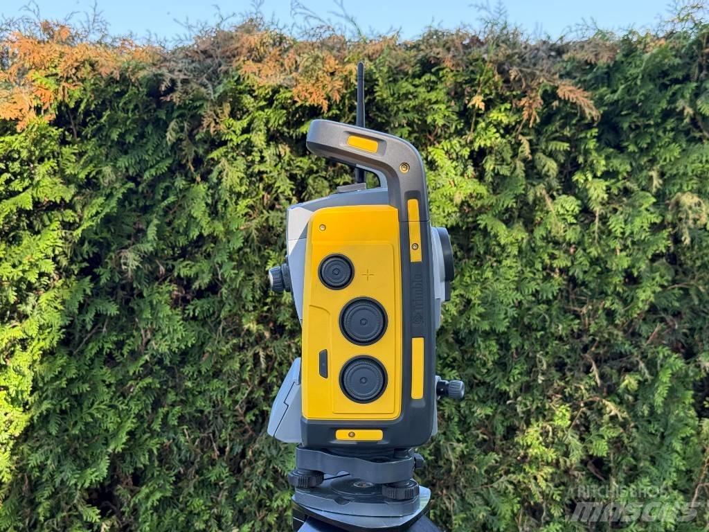 Trimble RTS573 器械、測量、自動化装置
