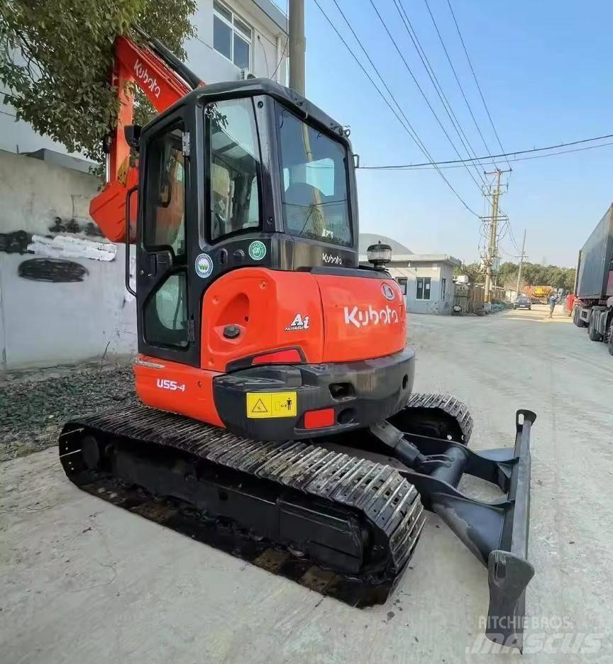 Kubota U 55-4 ミニ油圧ショベル 7t以下（ミニユンボ・ミニディガー）
