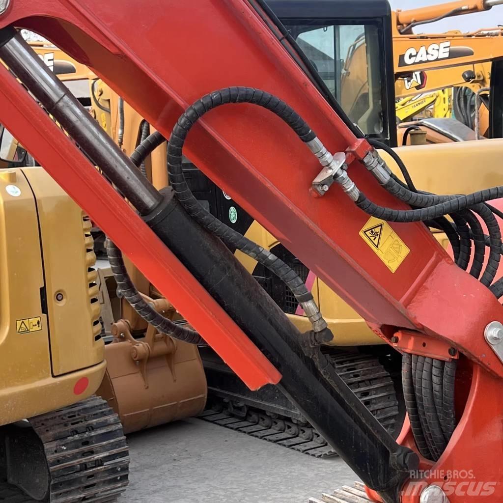 Kubota U 55-4 ミニ油圧ショベル 7t以下（ミニユンボ・ミニディガー）
