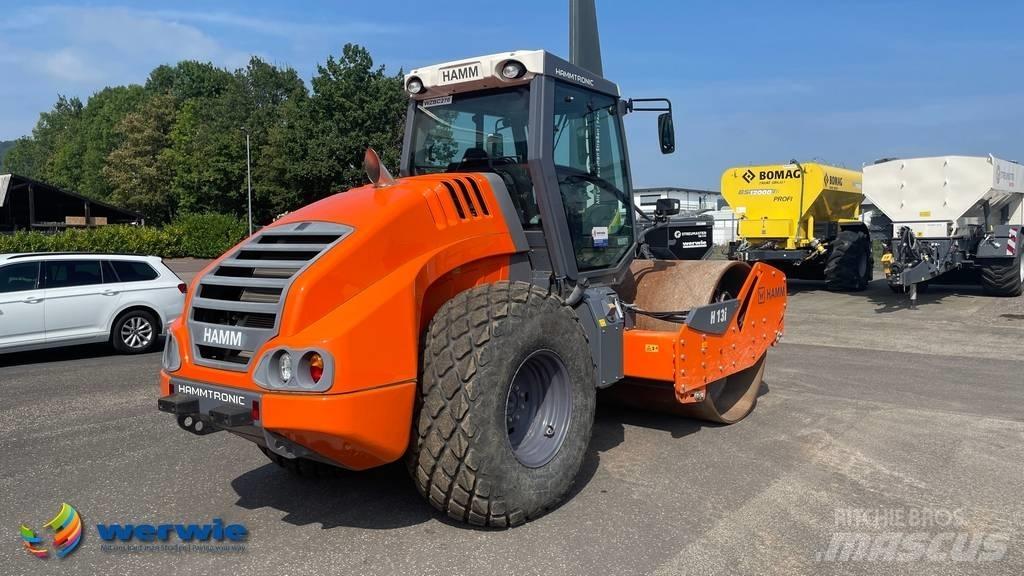 Hamm H13 i 振動ローラ
