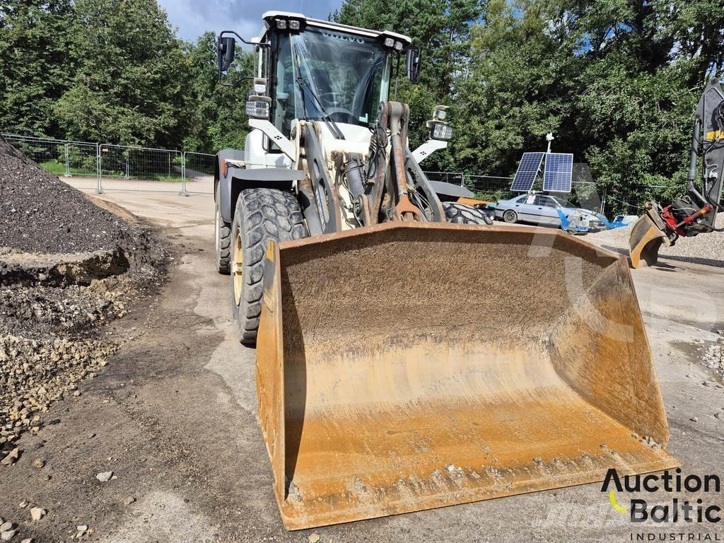 Volvo L 90 ホイールローダー・タイヤショベル