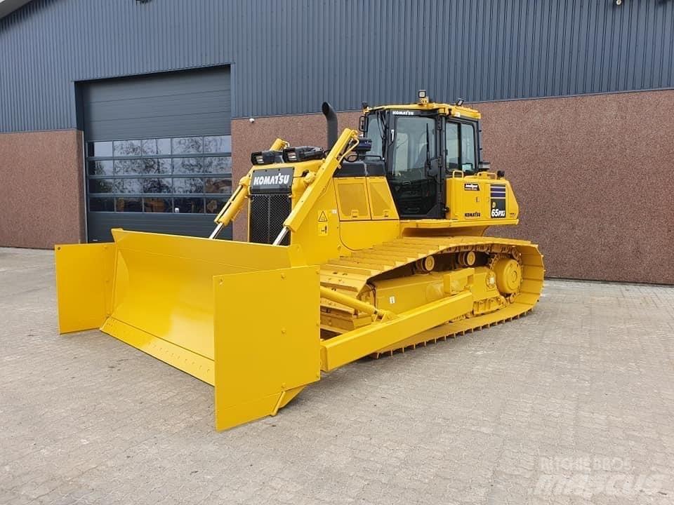 Komatsu D 65 PX-17 ブルドーザー