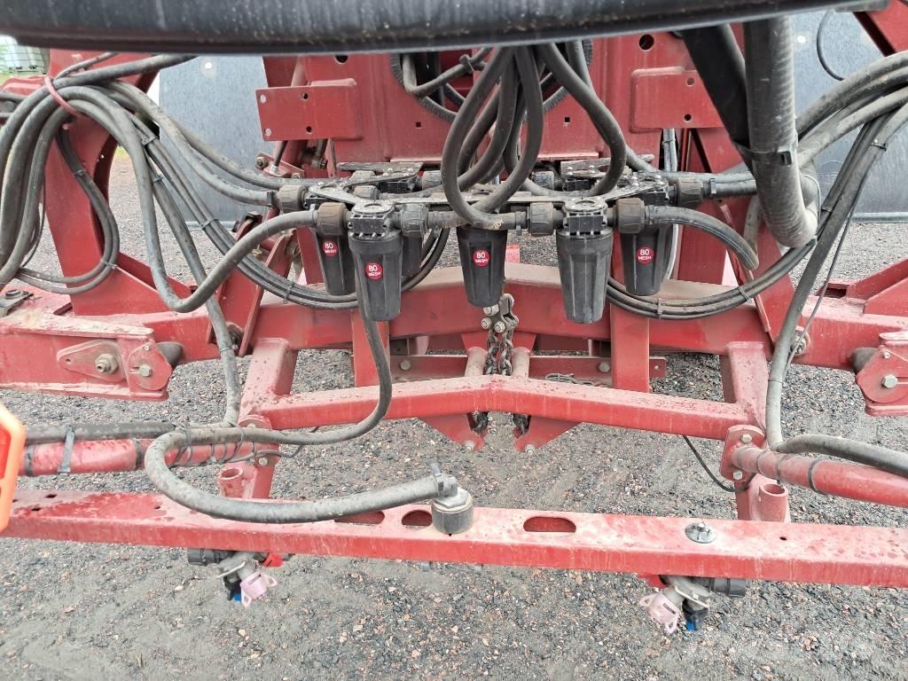 Hardi Navigator 40i 牽引型スプレイヤー